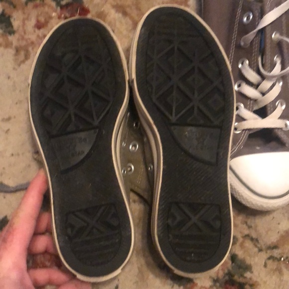 Women’s size 4 converse chuck taylor gray all star - Picture 3 of 7